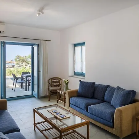 Beachside 2 Bedroom Náoussa