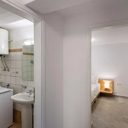 Beachside 2 Bedroom Naousa (Paros)